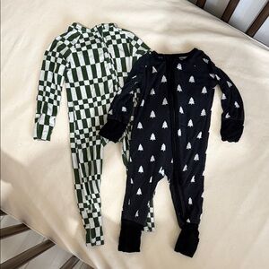 0-3 month Bamboo Onsies sleepers - Green and Black MSRP $80 convertible footies